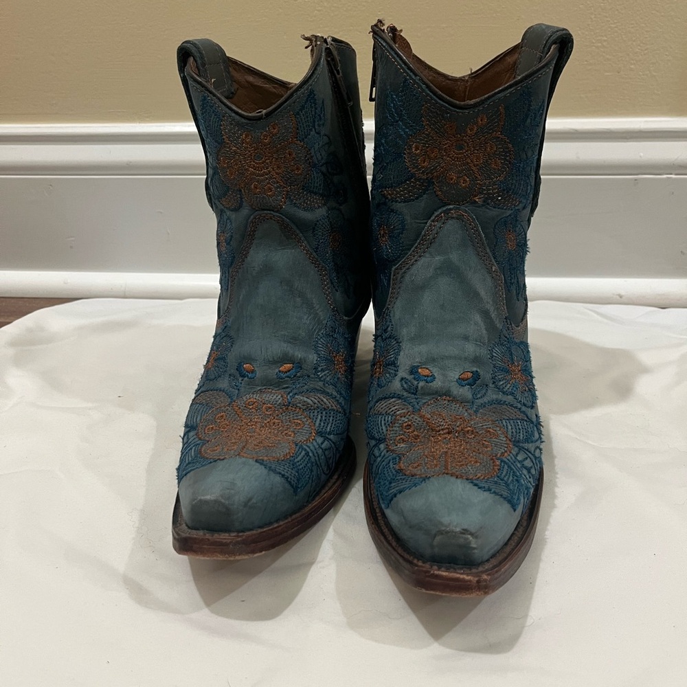 Corral Blue and Brown Heeled Boots